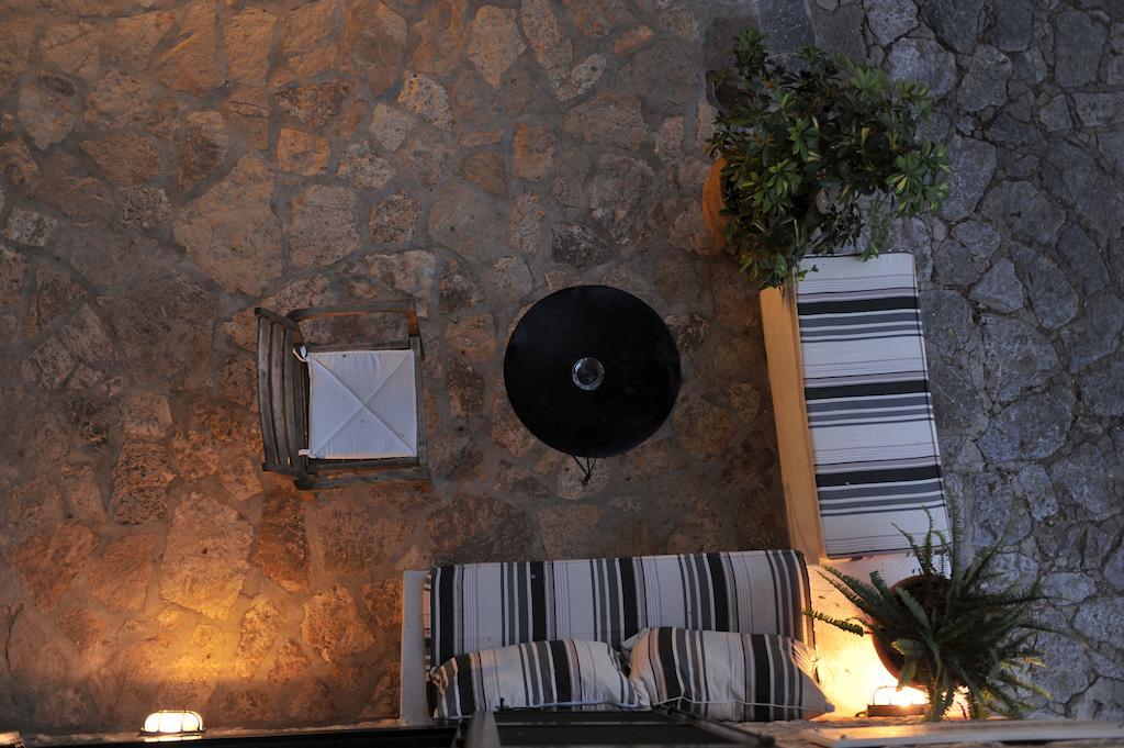 Piteoussa Guesthouse Hydra  Extérieur photo
