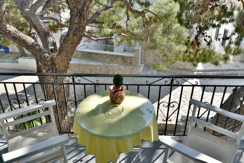 Piteoussa Guesthouse Hydra  Extérieur photo